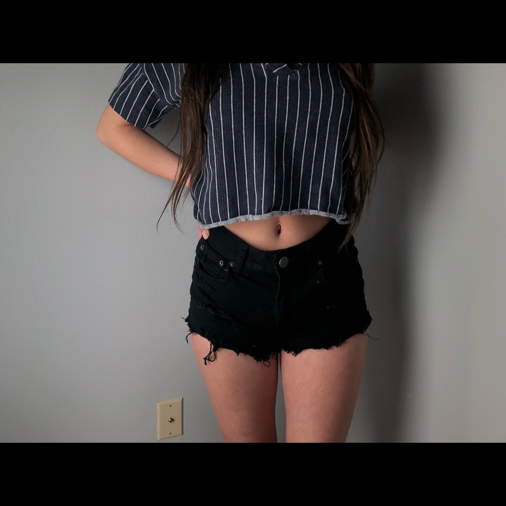 American Eagle Black Distressed Denim Shorts